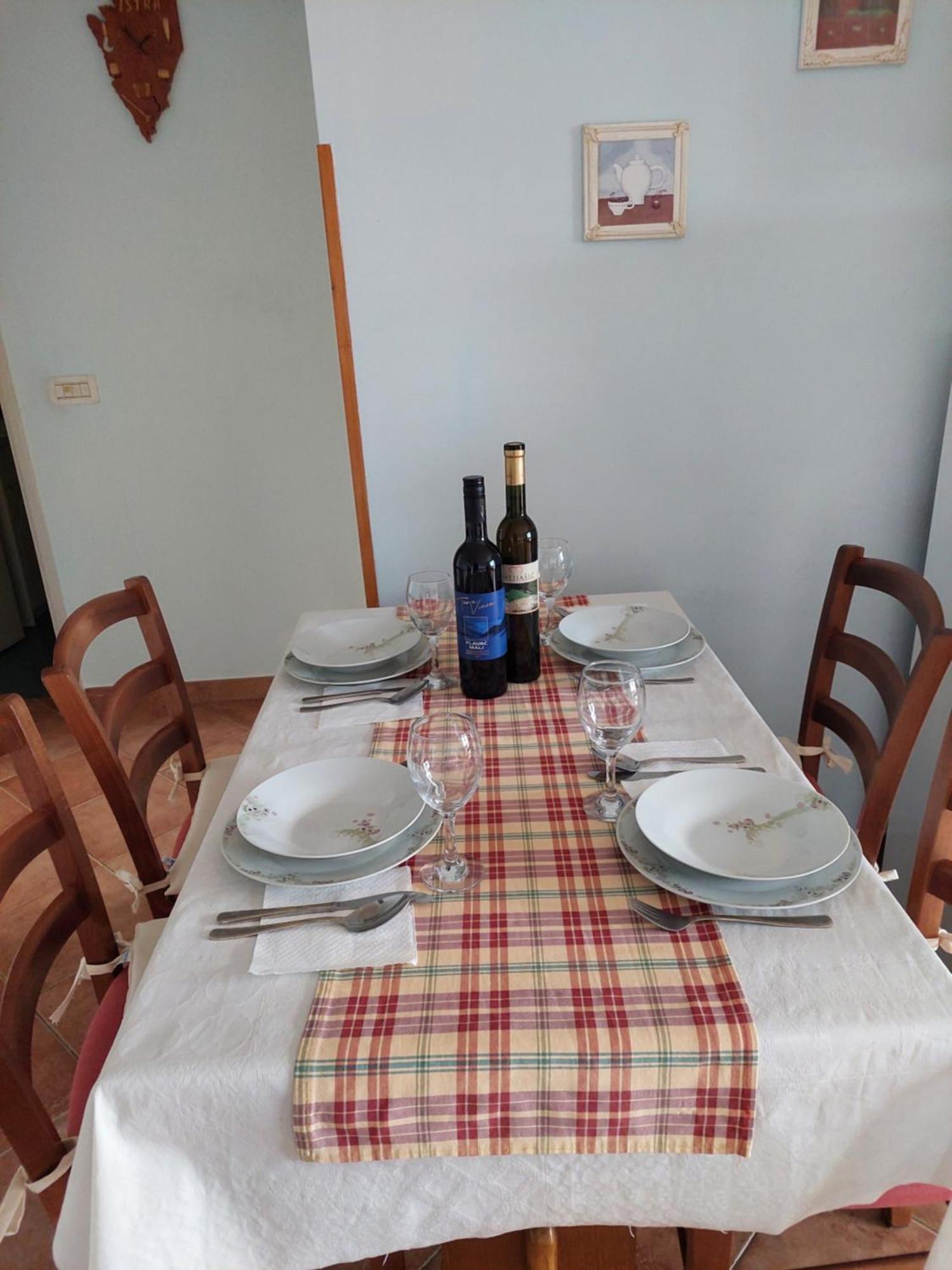 Apartment Fabris Roč Екстериор снимка